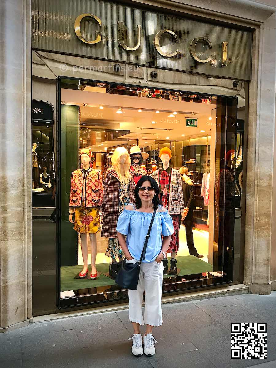 Italy Rome Roma Via&nbsp;dei Condotti exclusive shopping street
